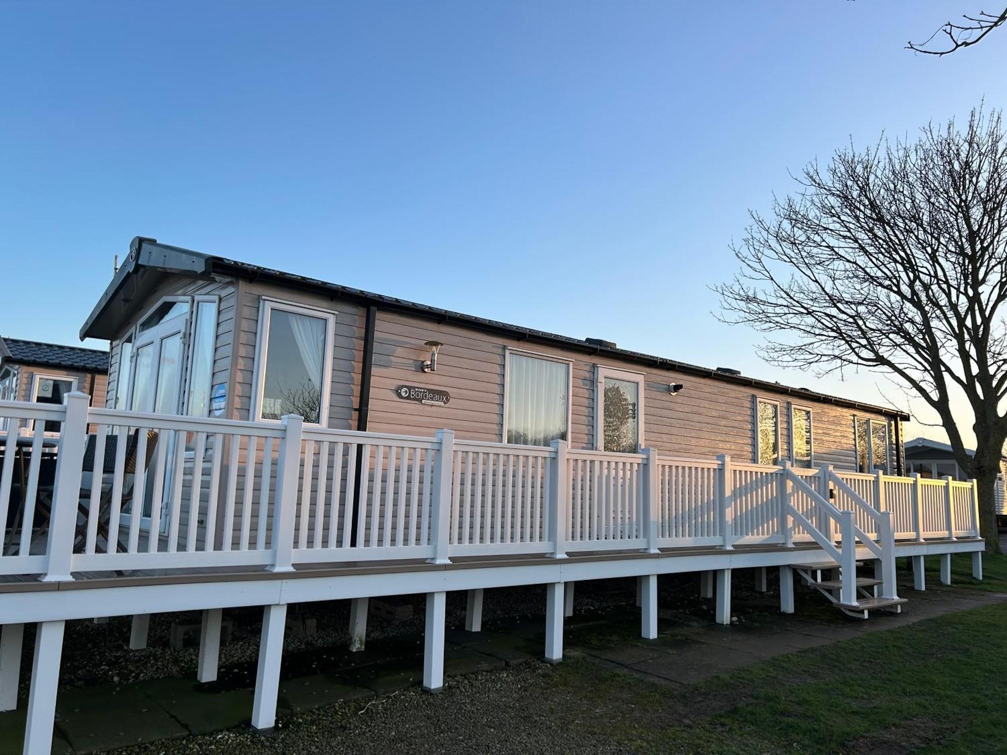 Sea View Luxury Caravan * Filey