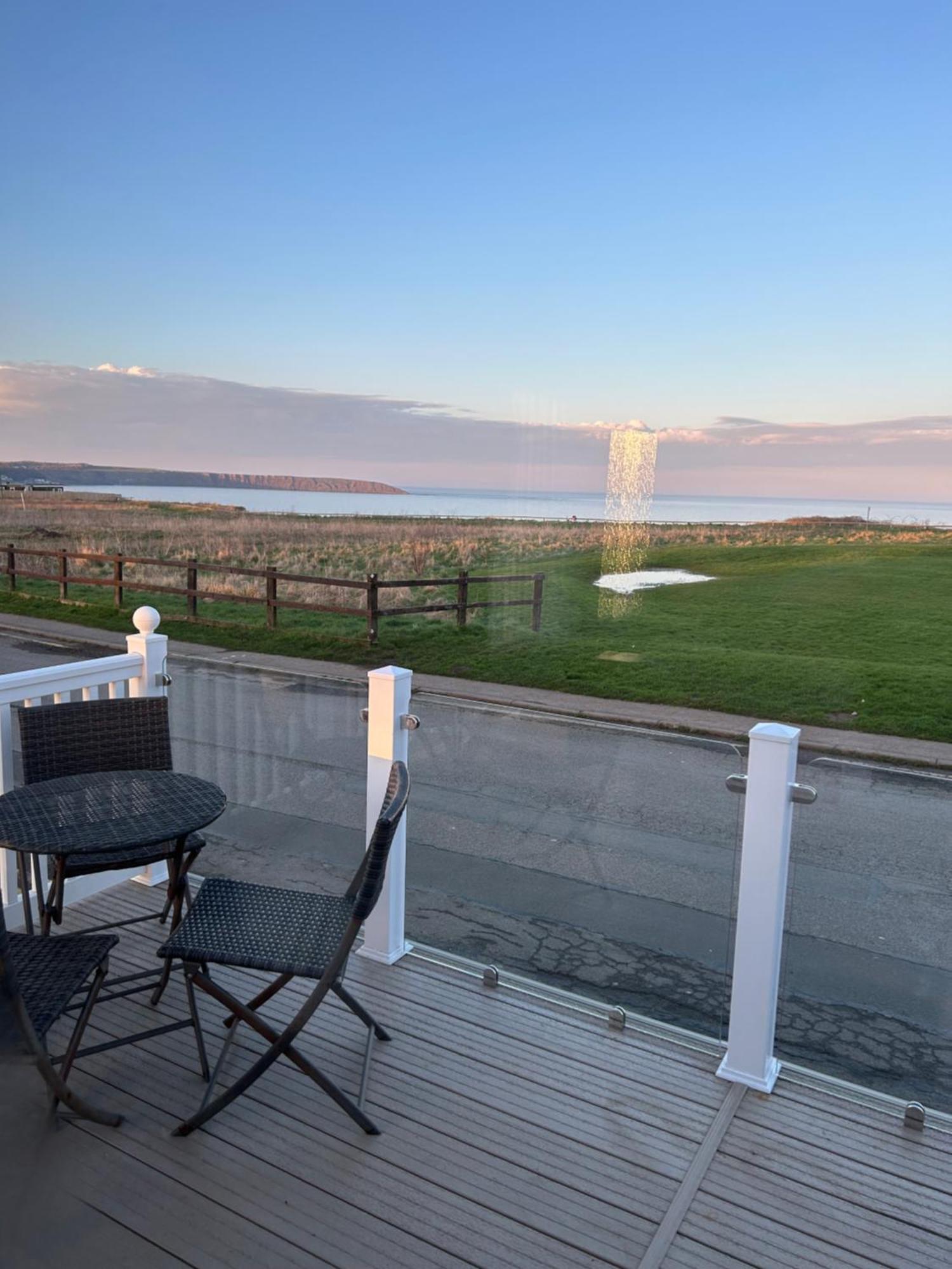 Sea View Luxury Caravan *