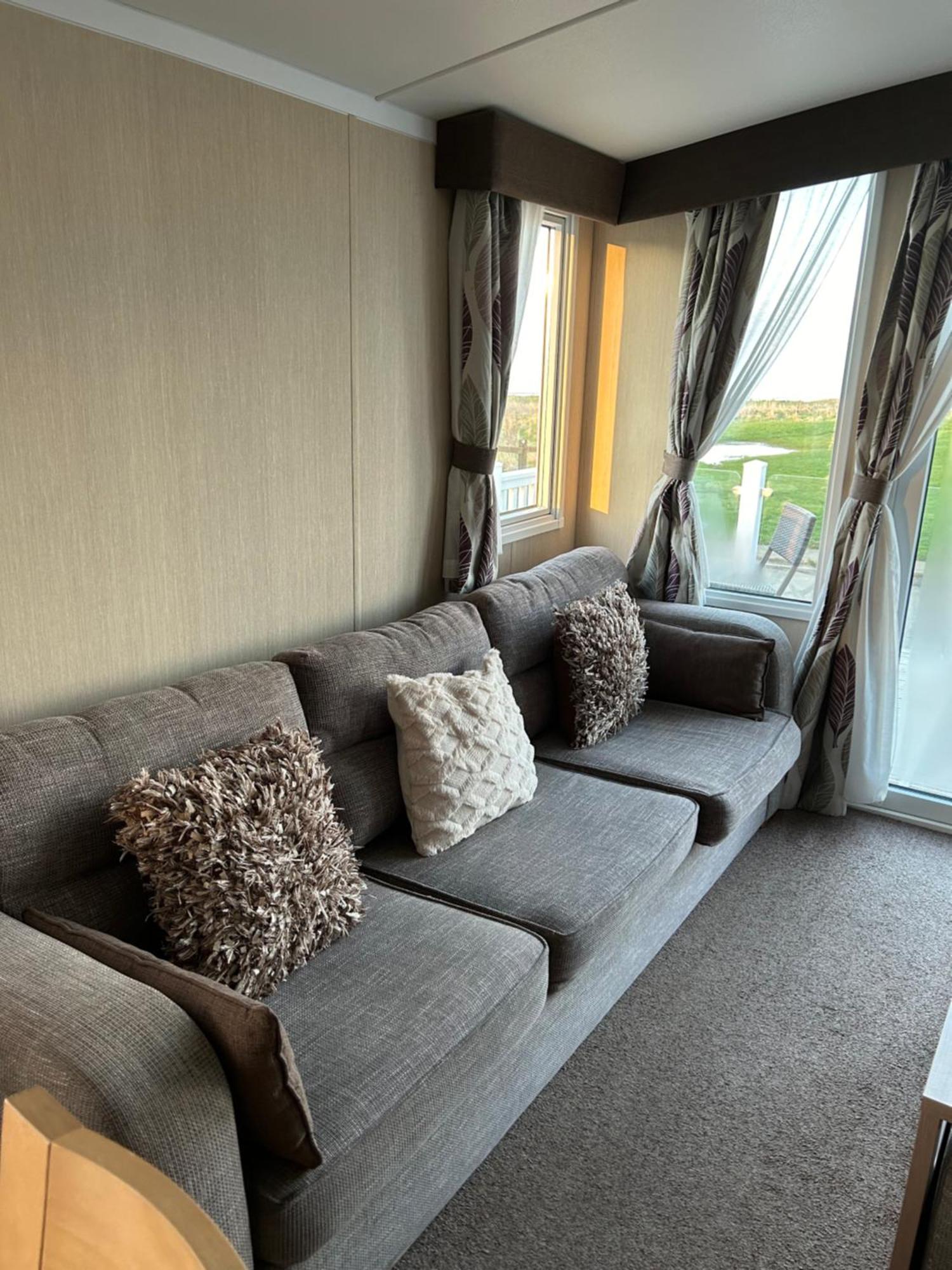 Sea View Luxury Caravan Campsite *